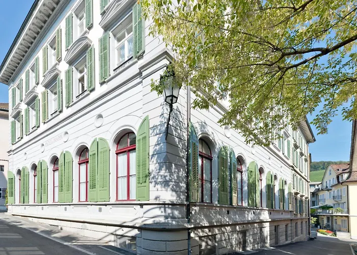 Blume Baden Hotel & Restaurant